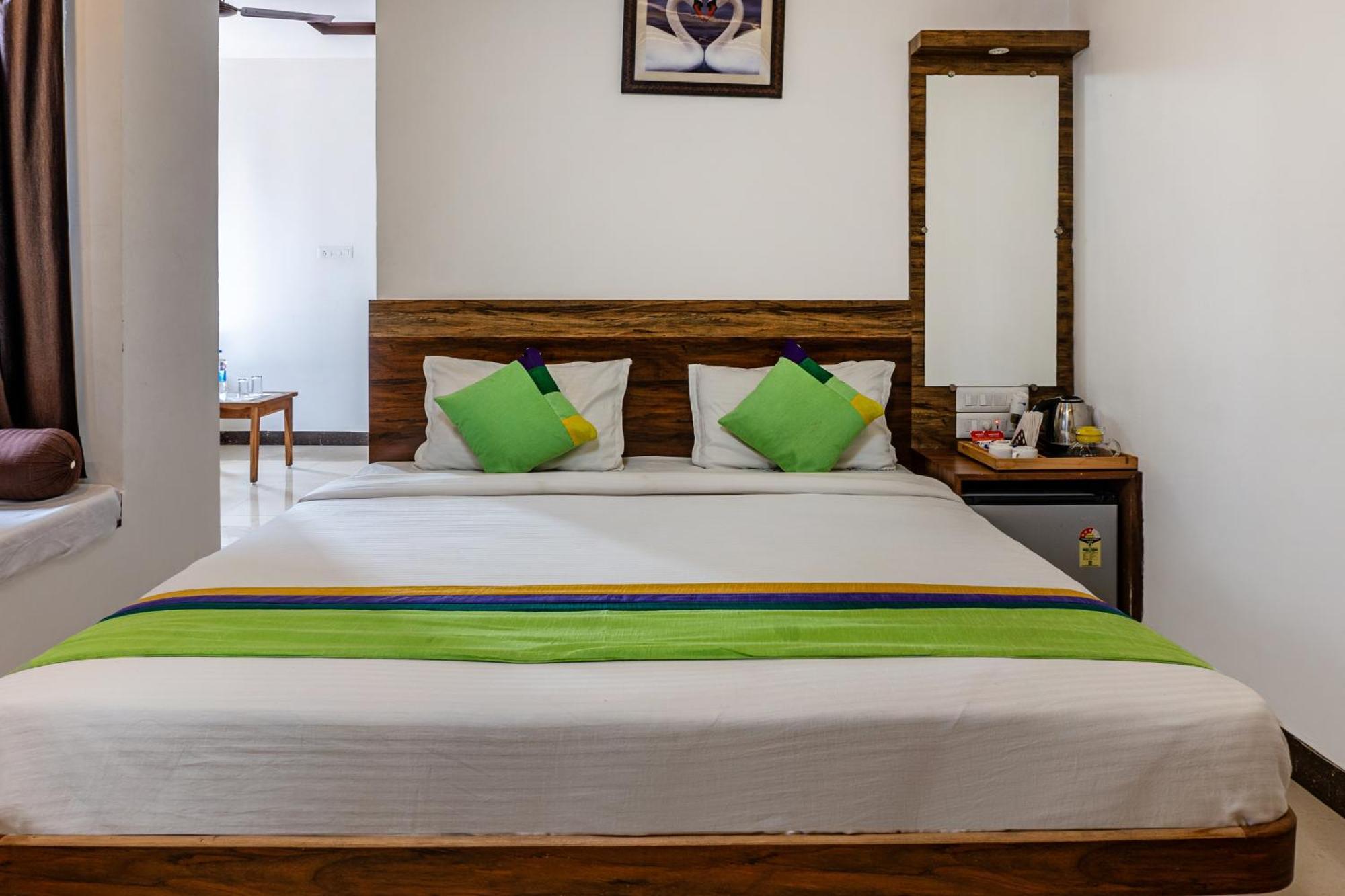 Hotel Treebo Spirit Residency Udaipur Exterior foto